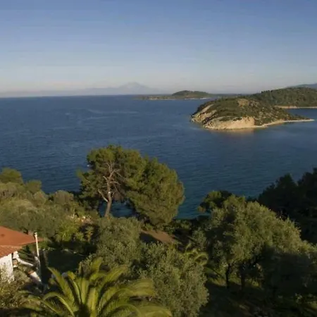 Semesterbostad Seafront With Breathtaking View Ormos Panagias